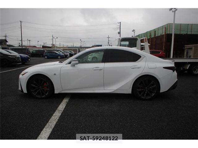 Lexus IS 2023-07 8659917-10