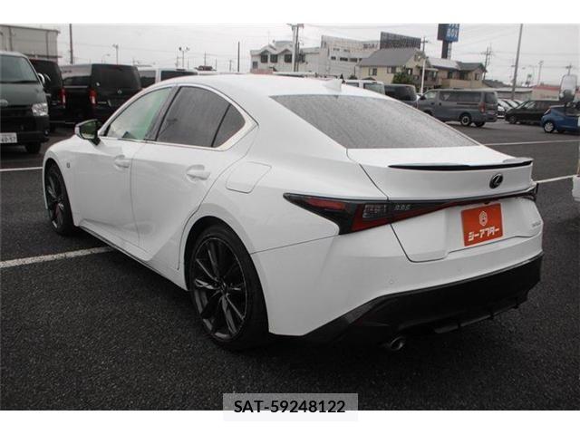 Lexus IS 2023-07 8659917-11