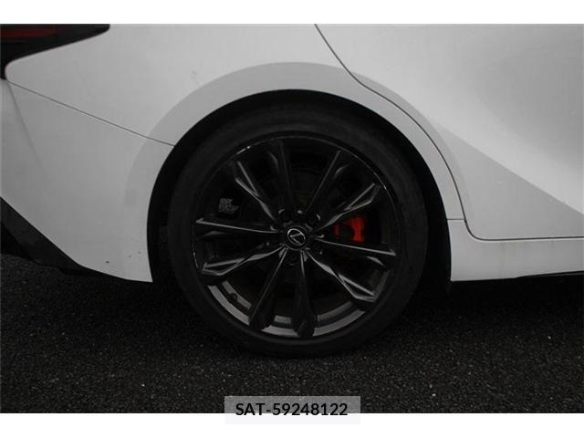 Lexus IS 2023-07 8659917-16