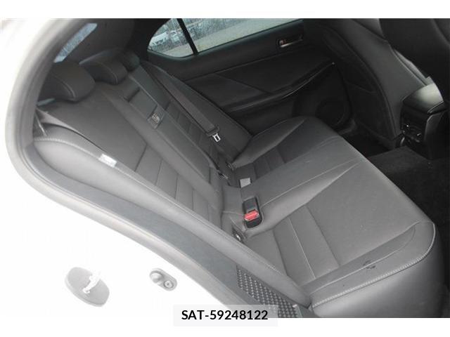 Lexus IS 2023-07 8659917-22
