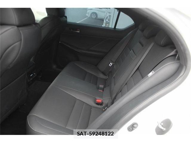 Lexus IS 2023-07 8659917-24