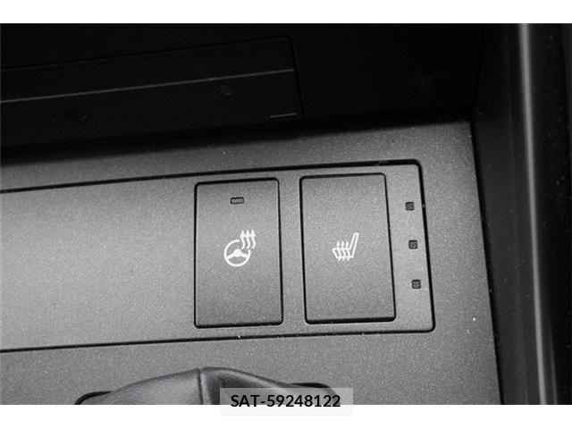 Lexus IS 2023-07 8659917-4