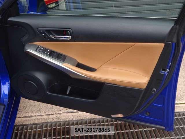 Lexus IS 2014-03 8659920-8
