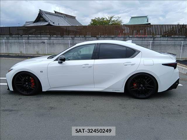 Lexus IS 2022-04 8743411-20