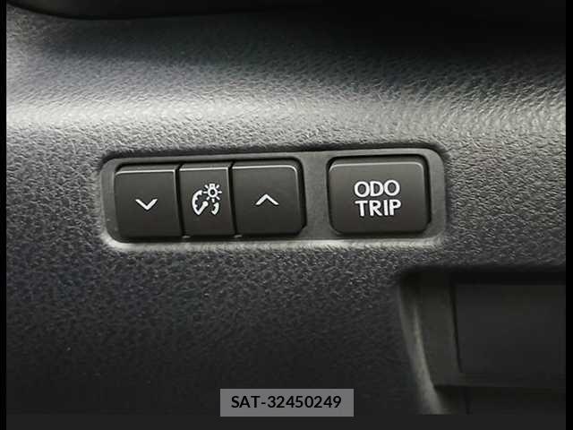 Lexus IS 2022-04 8743411-6
