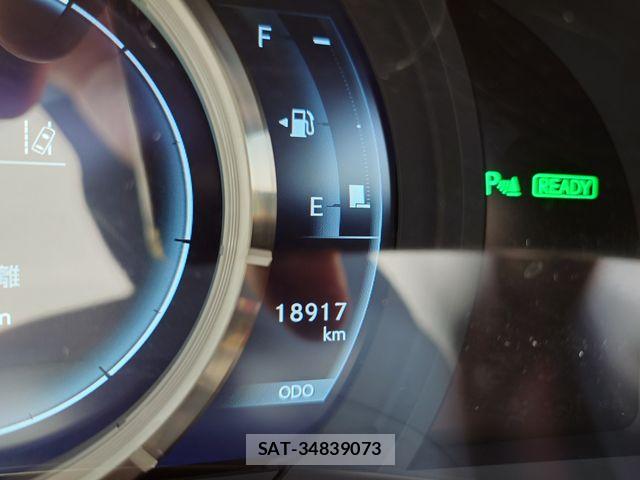 Lexus IS 2017-08 8743416-14