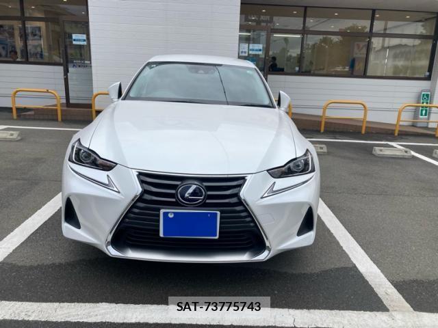 Lexus IS 2017-09 8743420-0