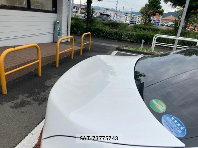 Lexus IS 2017-09 8743420-10