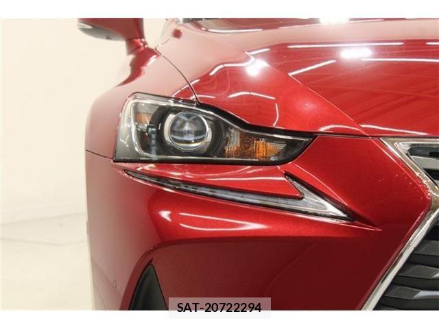Lexus IS 2017-11 8743422-17