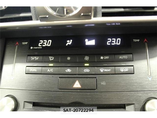 Lexus IS 2017-11 8743422-5