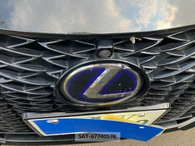 Lexus IS 2022-08 8743410-3
