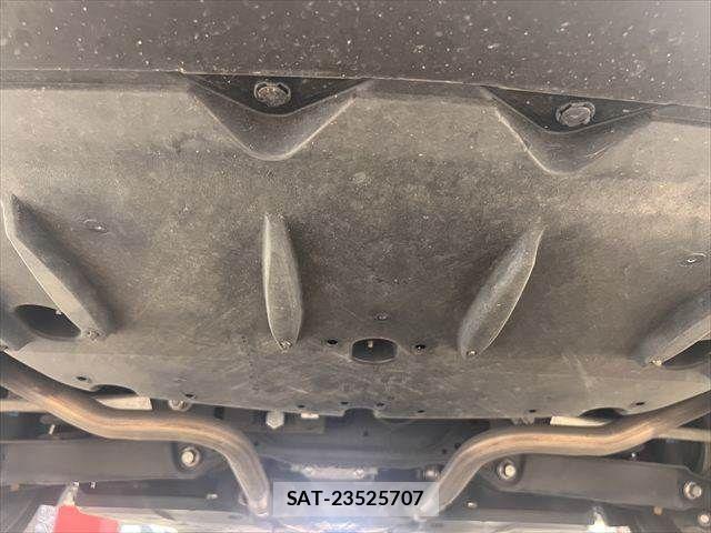 Lexus IS 2018-04 8743421-28