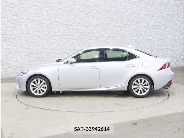 Lexus IS 2013-09 8780851-12