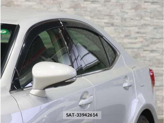 Lexus IS 2013-09 8780851-17