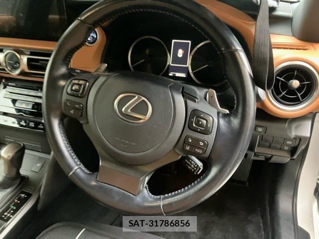 Lexus IS 2021-06 8780849-14