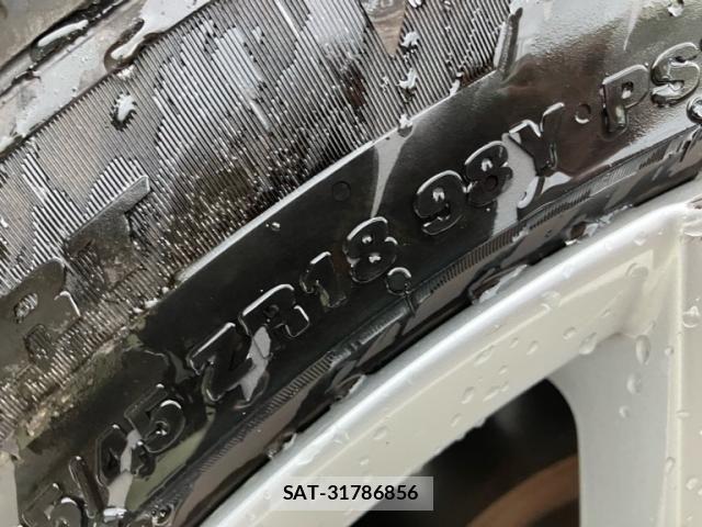 Lexus IS 2021-06 8780849-6