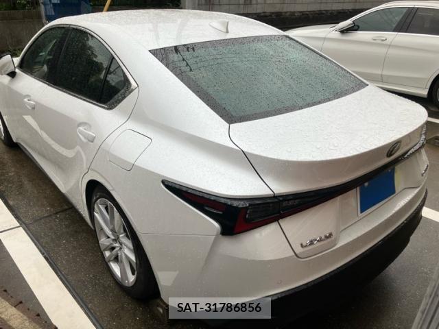 Lexus IS 2021-06 8780849-7