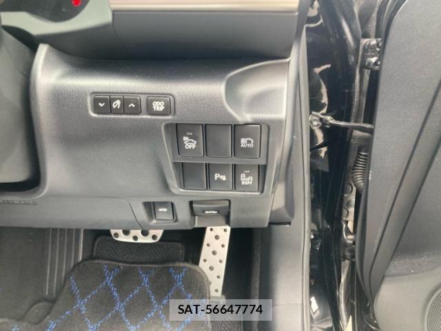 Lexus IS 2020-08 8780846-13