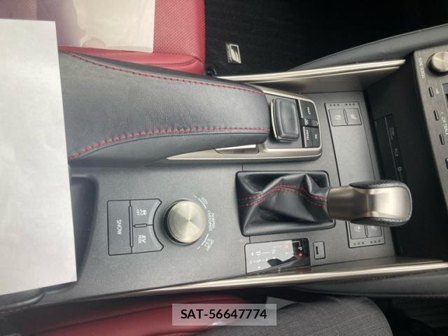 Lexus IS 2020-08 8780846-22