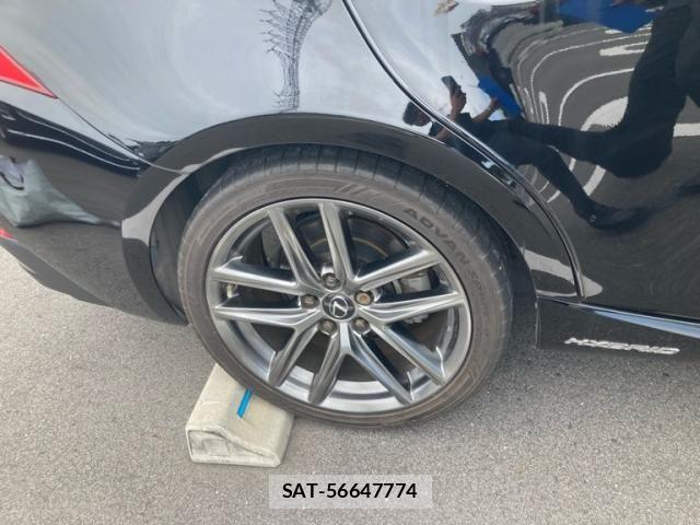 Lexus IS 2020-08 8780846-4