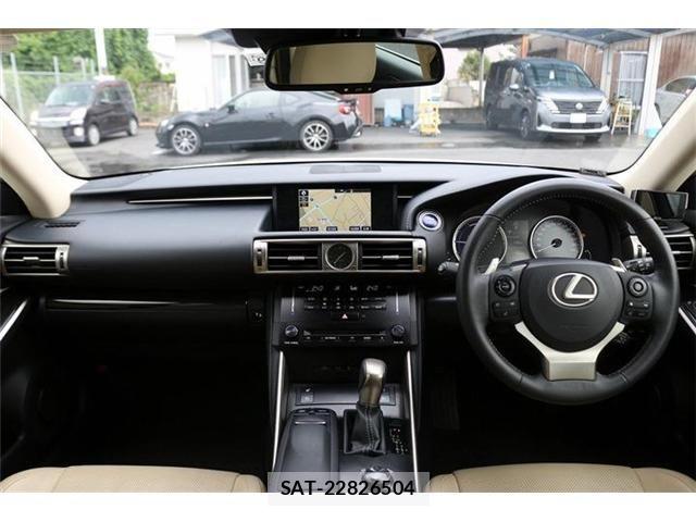 Lexus IS 2013-09 8796465-16