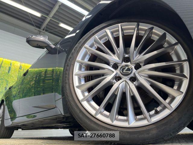Lexus IS 2022-11 8796462-13