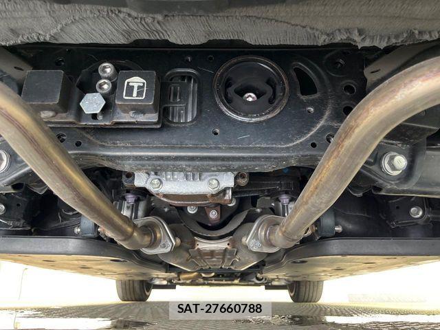 Lexus IS 2022-11 8796462-18