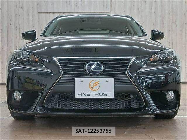 Lexus IS 2013-08 8796467-13