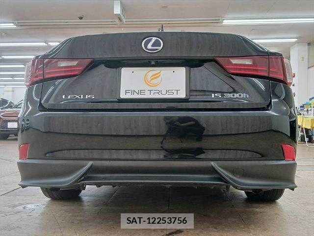 Lexus IS 2013-08 8796467-16