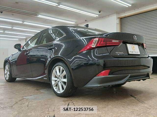 Lexus IS 2013-08 8796467-17