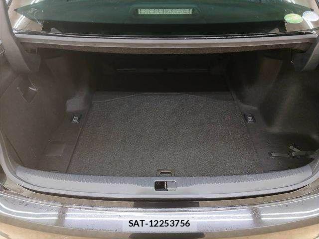 Lexus IS 2013-08 8796467-8