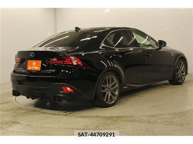 Lexus IS 2014-03 8796466-4