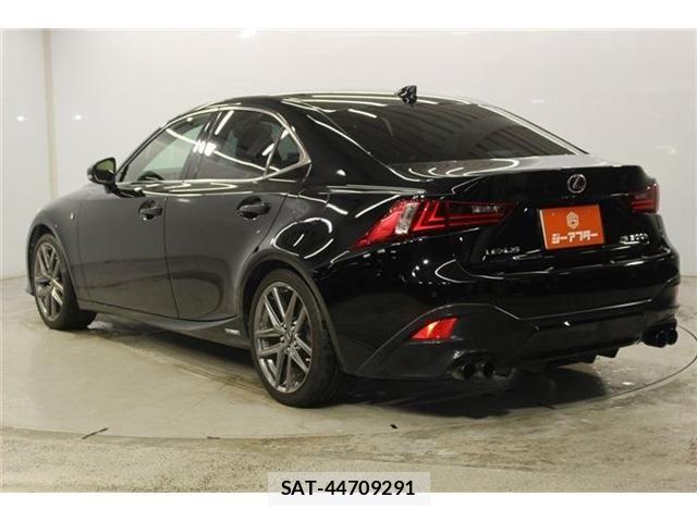 Lexus IS 2014-03 8796466-6
