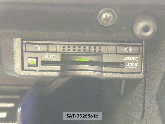 Lexus IS 2013-11 8829947-5