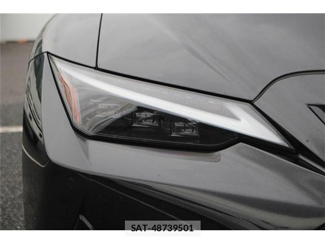 Lexus IS 2021-01 8849573-13
