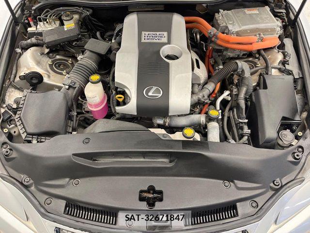 Lexus IS 2013-06 8849574-19