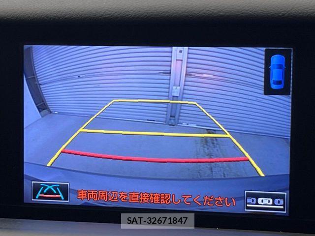 Lexus IS 2013-06 8849574-7