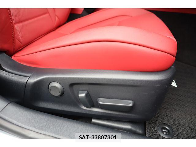 Lexus IS 2023-09 8849572-17