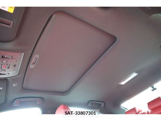 Lexus IS 2023-09 8849572-21