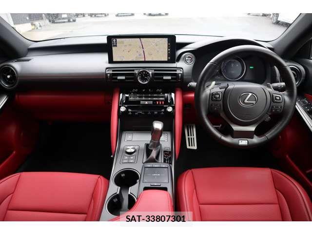Lexus IS 2023-09 8849572-7