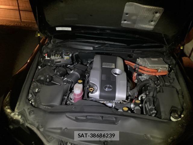 Lexus IS 2013-11 8848994-9