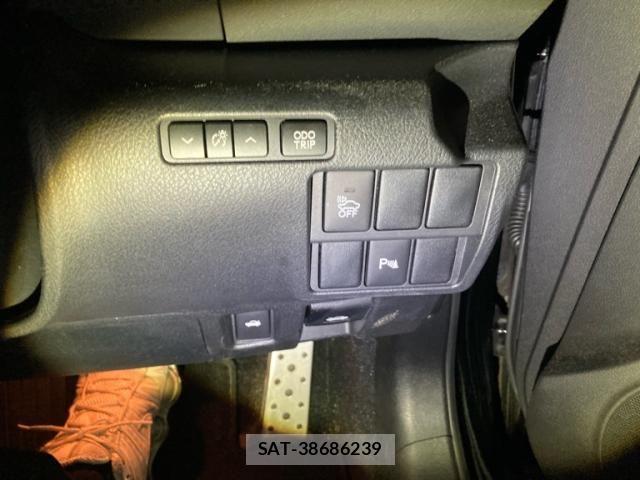 Lexus IS 2013-11 8848994-15