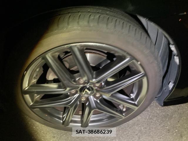 Lexus IS 2013-11 8848994-3
