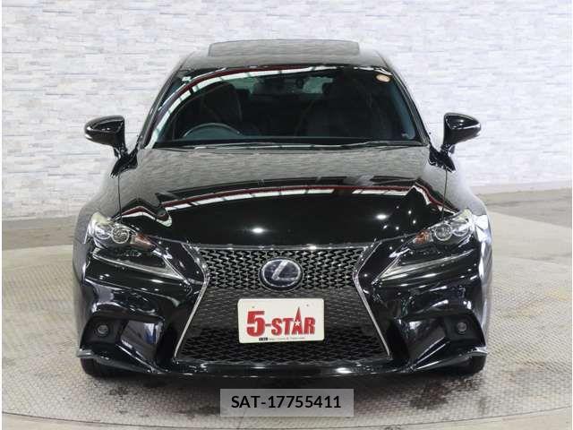 Lexus IS 2014-05 8849215-8