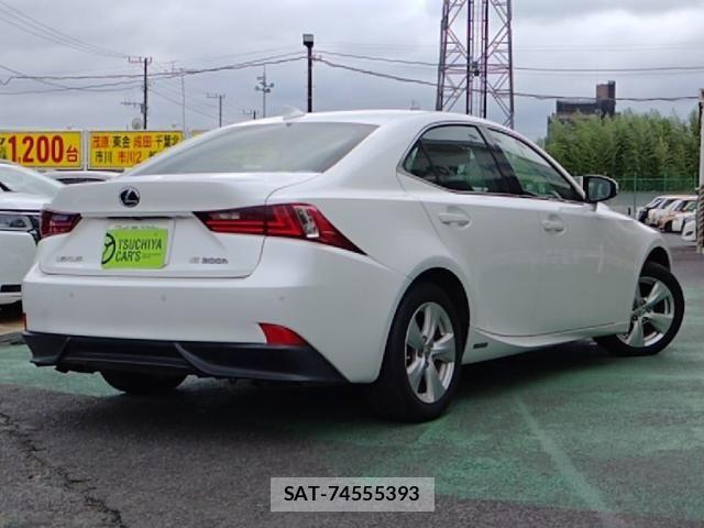 Lexus IS 2014-01 8871344-1