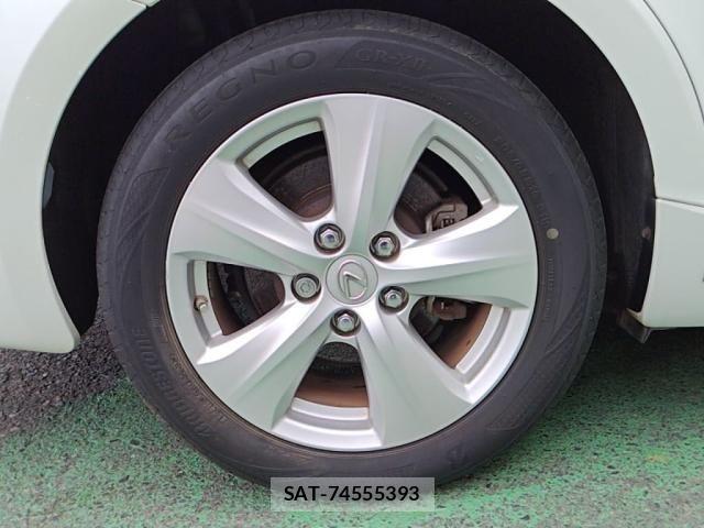 Lexus IS 2014-01 8871344-24
