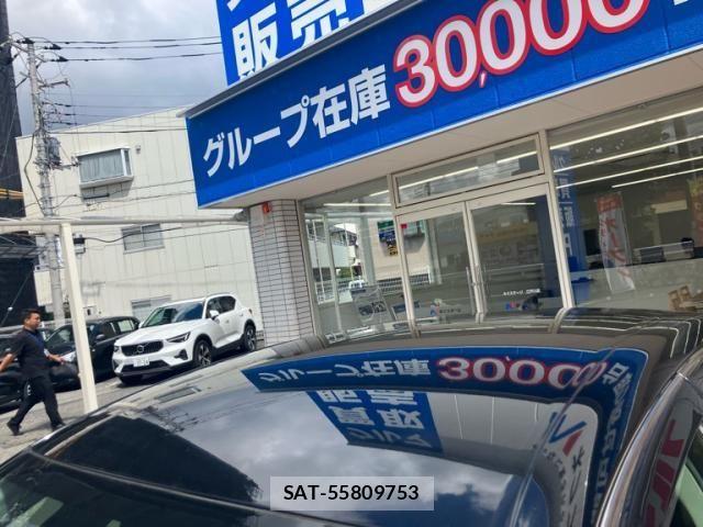 Lexus IS 2014-02 8871345-13