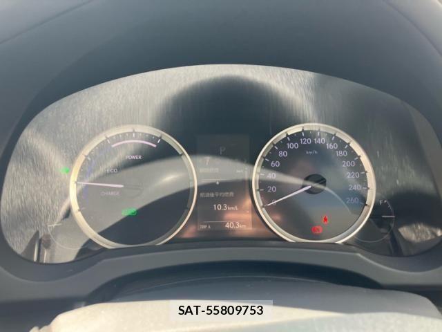 Lexus IS 2014-02 8871345-15