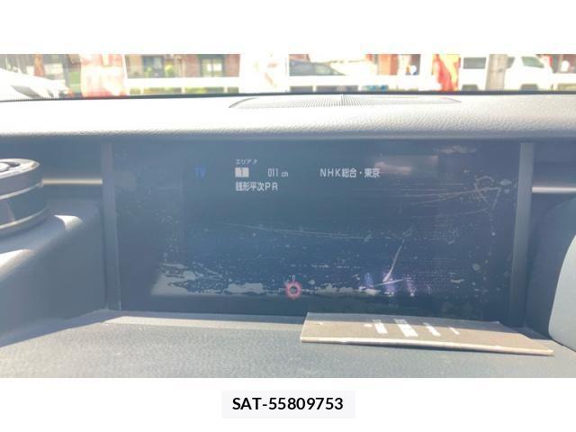 Lexus IS 2014-02 8871345-26