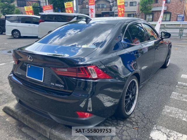 Lexus IS 2014-02 8871345-3